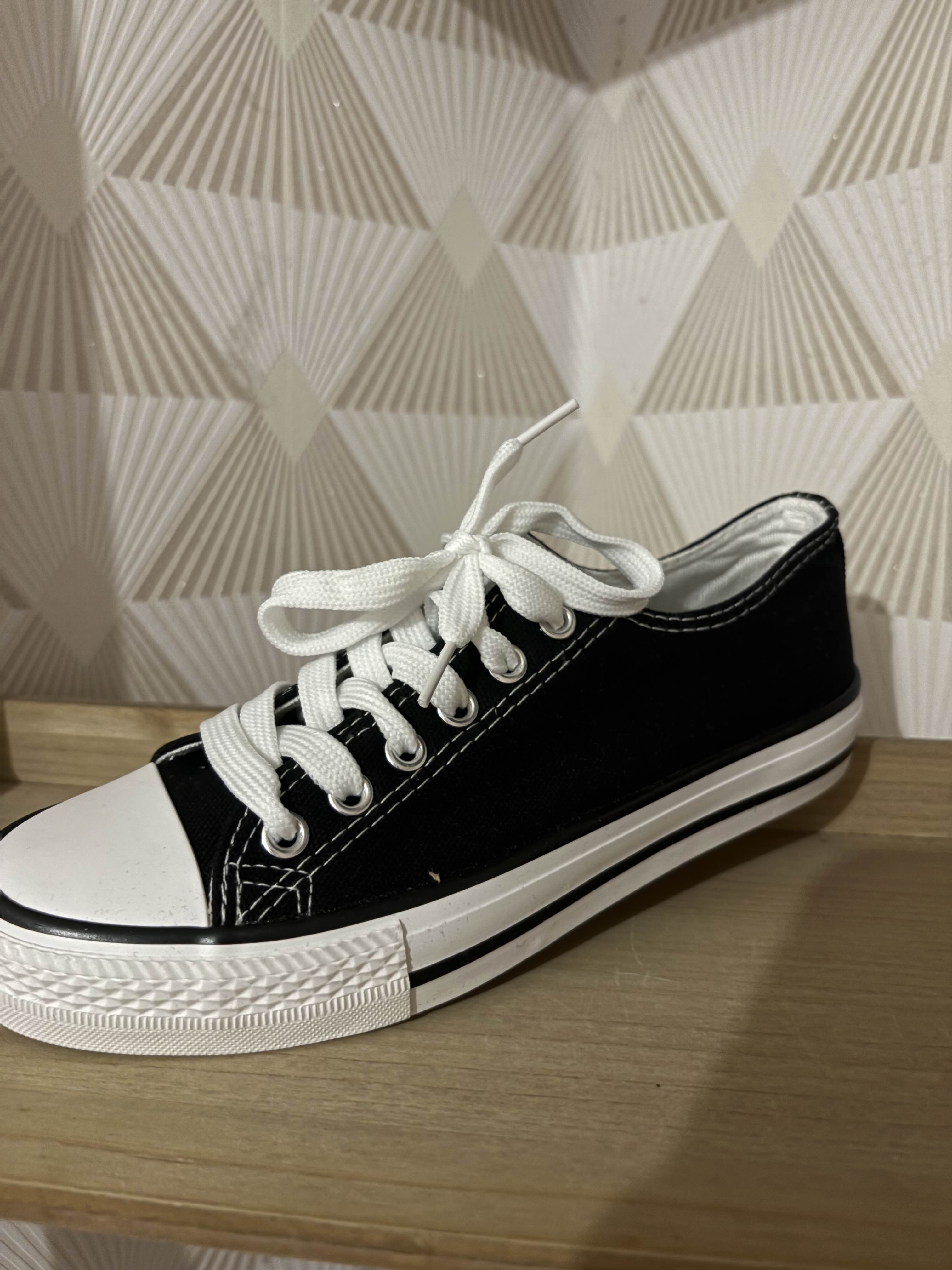 Baskets blanches vue 2
